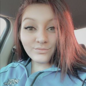 Meet your Posher, Hailey